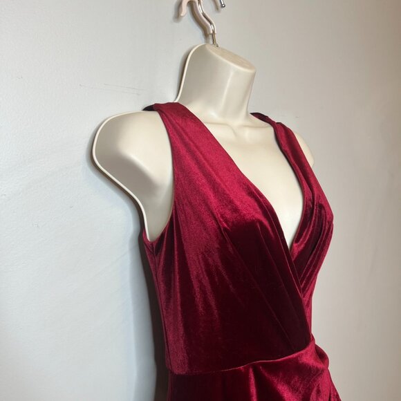 Burgundy Velvet Maxi Dress (S) - Picture 5 of 11